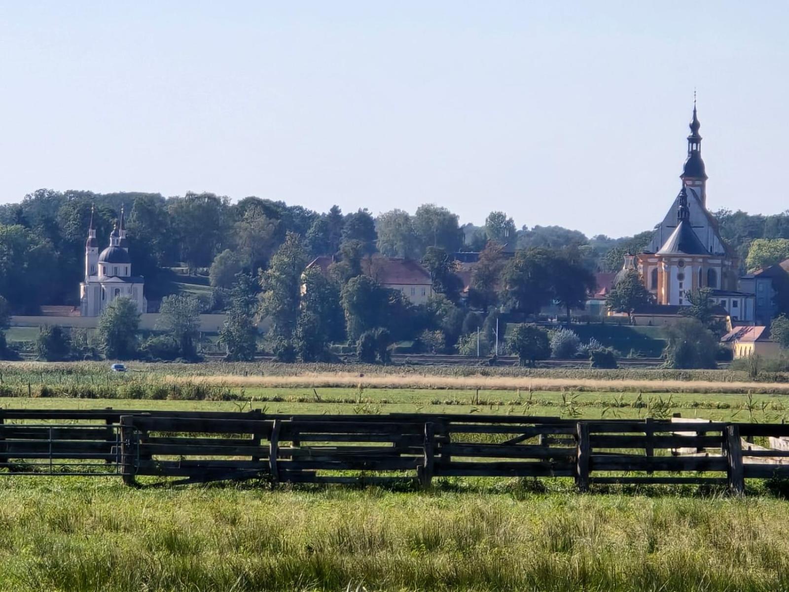Ferienwohnung Hahn Neuzelle Bagian luar foto