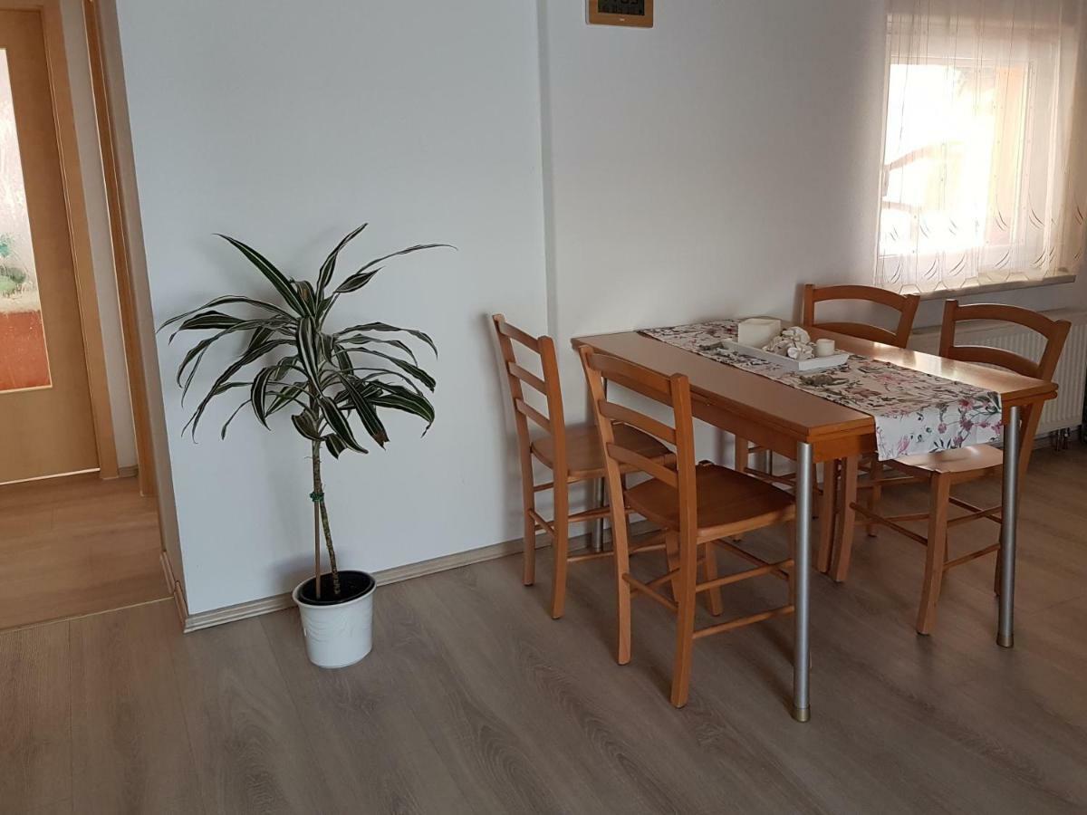 Ferienwohnung Hahn Neuzelle Bagian luar foto