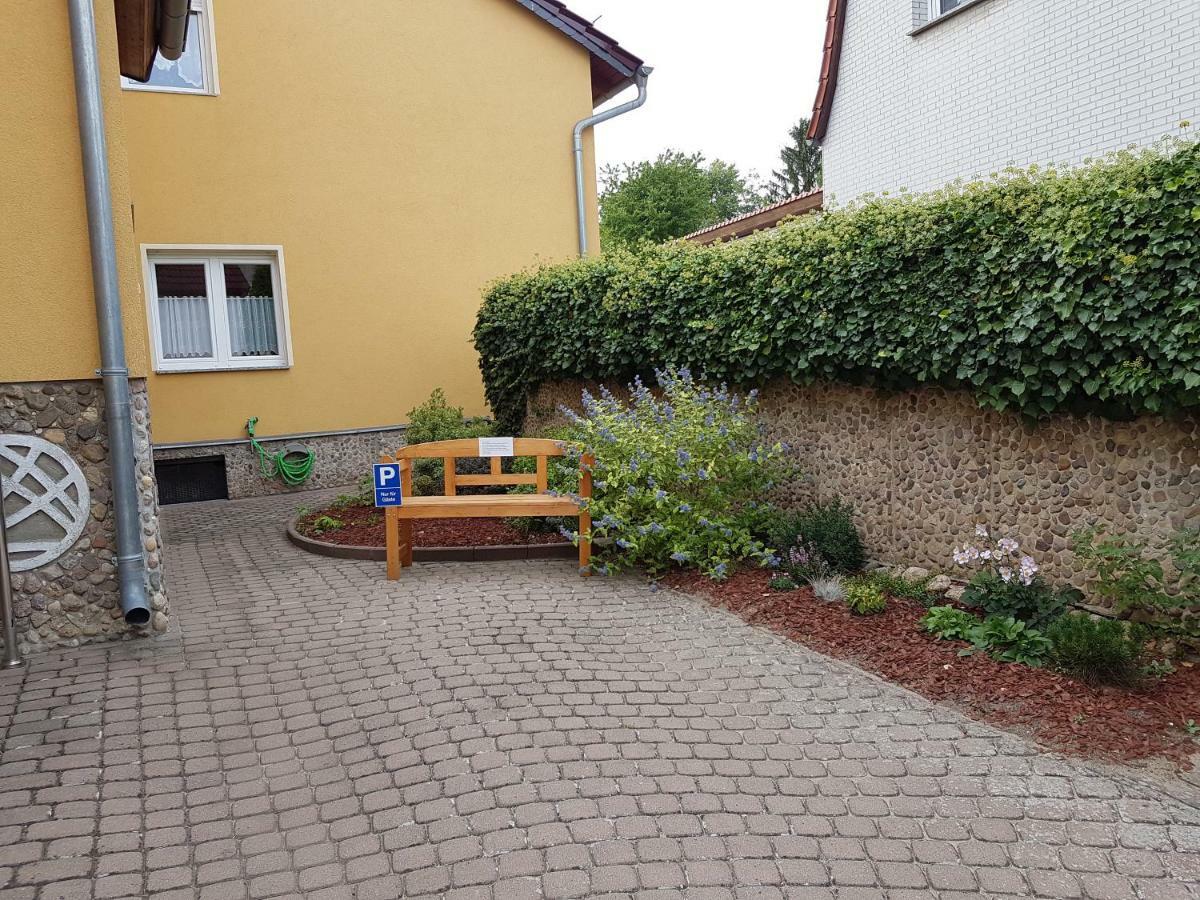 Ferienwohnung Hahn Neuzelle Bagian luar foto